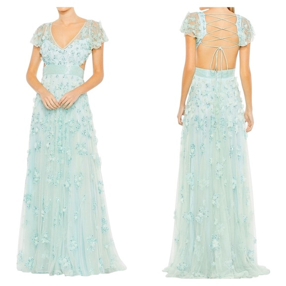 Mac Duggal Dresses & Skirts - Mac Duggal 70275 Light Green 3D Floral Appliqué Gown Size 4 Lace-Up Open Back